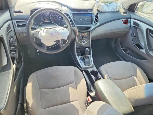 5NPDH4AEXGH736839 2016 HYUNDAI ELANTRA - Image 8
