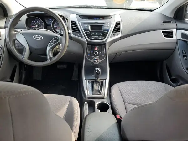 5NPDH4AEXGH737019 2016 HYUNDAI ELANTRA - Image 8