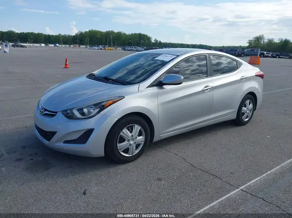 5NPDH4AEXGH738090 2016 HYUNDAI ELANTRA - Image 2