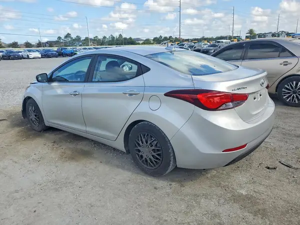 5NPDH4AEXGH739658 2016 HYUNDAI ELANTRA - Image 2