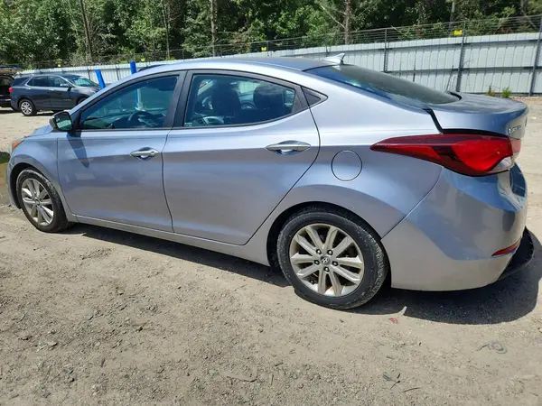 5NPDH4AEXGH740499 2016 HYUNDAI ELANTRA - Image 2