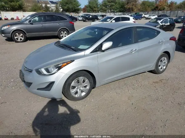 5NPDH4AEXGH743306 2016 HYUNDAI ELANTRA - Image 2
