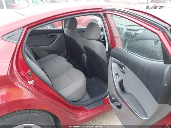 5NPDH4AEXGH743340 2016 HYUNDAI ELANTRA - Image 8