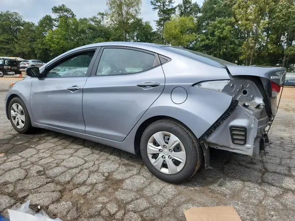 5NPDH4AEXGH744648 2016 HYUNDAI ELANTRA - Image 2