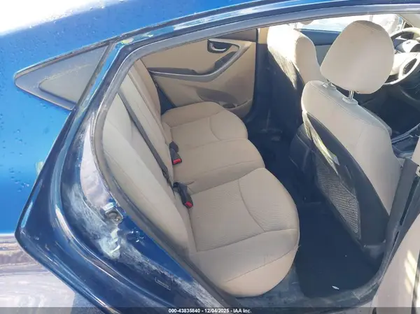 5NPDH4AEXGH745735 2016 HYUNDAI ELANTRA - Image 8