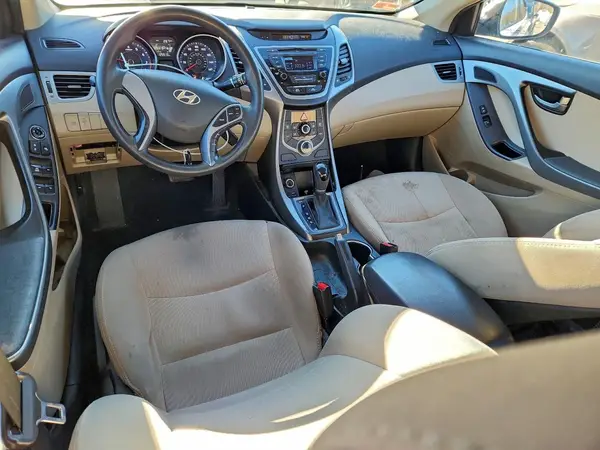 5NPDH4AEXGH745797 2016 HYUNDAI ELANTRA - Image 8