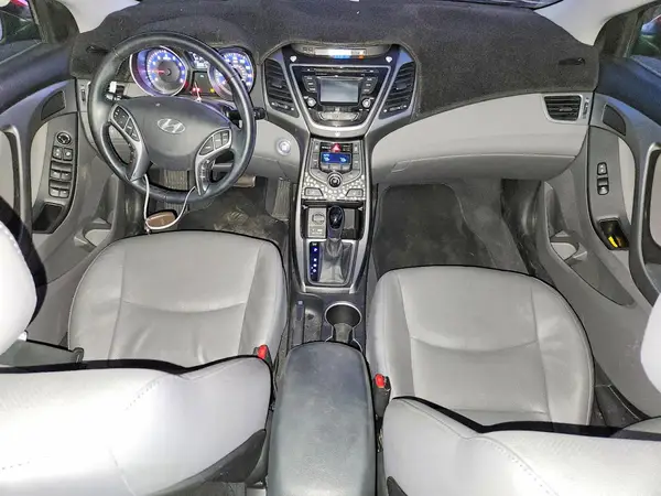 5NPDH4AEXGH745914 2016 HYUNDAI ELANTRA - Image 8