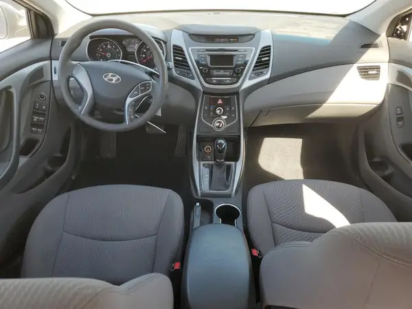 5NPDH4AEXGH746156 2016 HYUNDAI ELANTRA - Image 8