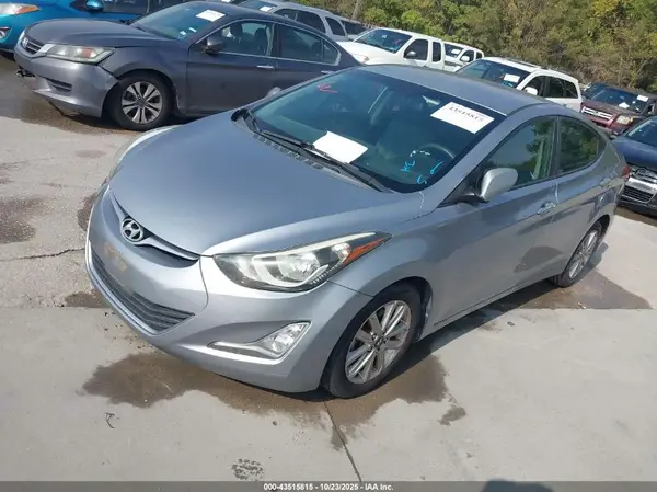 5NPDH4AEXGH746299 2016 HYUNDAI ELANTRA - Image 2