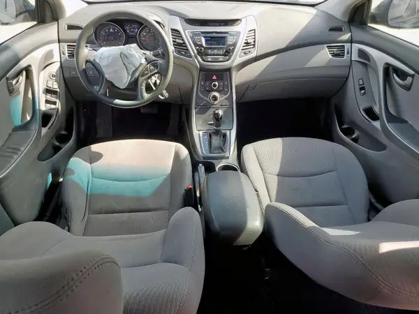 5NPDH4AEXGH748330 2016 HYUNDAI ELANTRA - Image 8