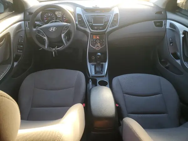 5NPDH4AEXGH749204 2016 HYUNDAI ELANTRA - Image 8