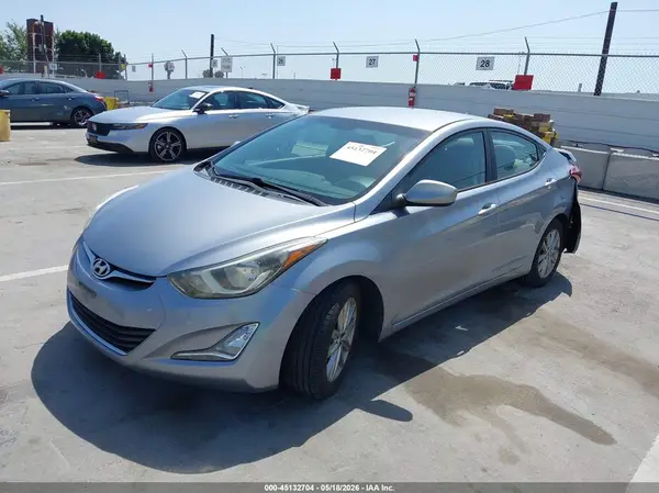 5NPDH4AEXGH751647 2016 HYUNDAI ELANTRA - Image 2