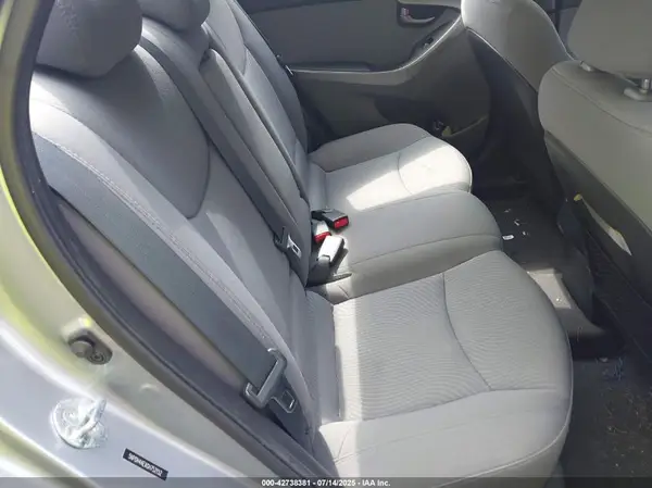 5NPDH4AEXGH752152 2016 HYUNDAI ELANTRA - Image 8