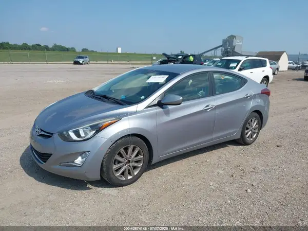 5NPDH4AEXGH752314 2016 HYUNDAI ELANTRA - Image 2