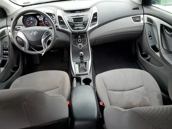 5NPDH4AEXGH753513 2016 HYUNDAI ELANTRA - Image 8