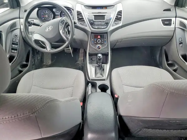 5NPDH4AEXGH753673 2016 HYUNDAI ELANTRA - Image 8