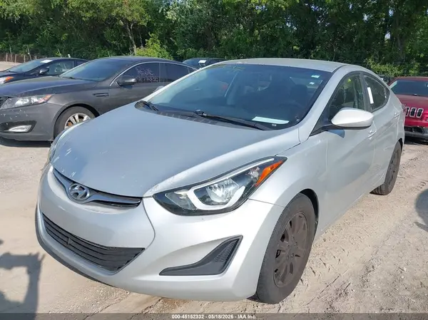 5NPDH4AEXGH755052 2016 HYUNDAI ELANTRA - Image 2