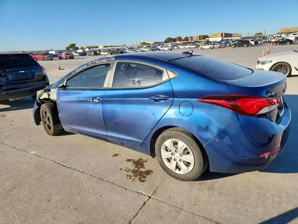 5NPDH4AEXGH755259 2016 HYUNDAI ELANTRA - Image 2