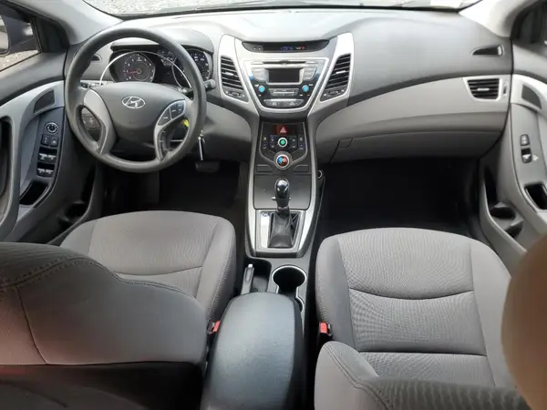 5NPDH4AEXGH755391 2016 HYUNDAI ELANTRA - Image 8