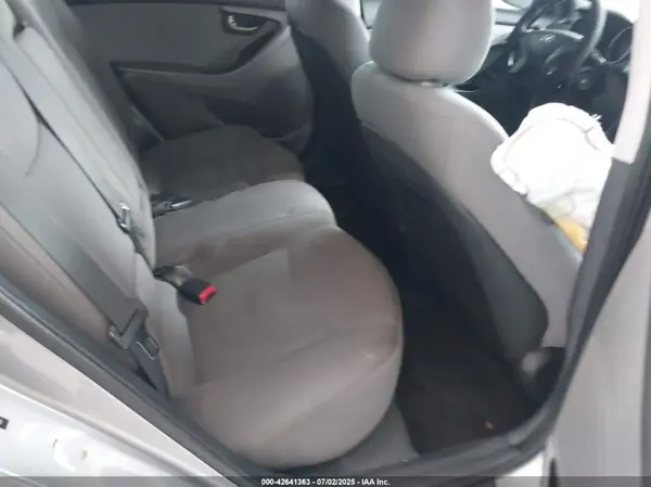 5NPDH4AEXGH756539 2016 HYUNDAI ELANTRA - Image 8