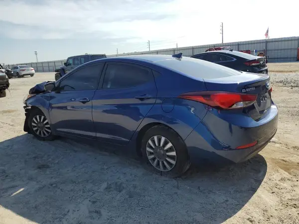 5NPDH4AEXGH757545 2016 HYUNDAI ELANTRA - Image 2