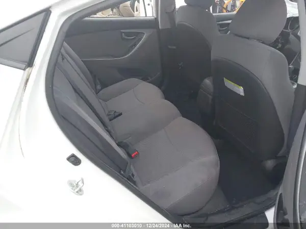 5NPDH4AEXGH758078 2016 HYUNDAI ELANTRA - Image 8