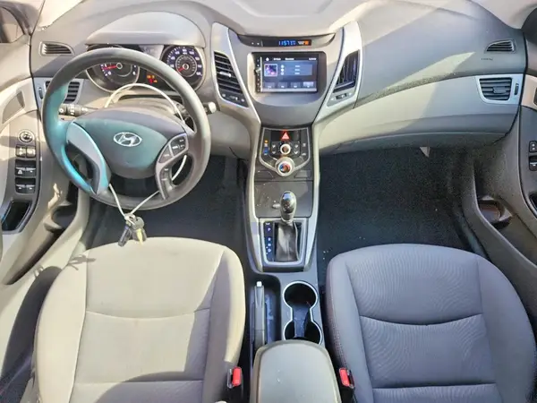 5NPDH4AEXGH758355 2016 HYUNDAI ELANTRA - Image 8