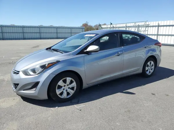 5NPDH4AEXGH758498 2016 HYUNDAI ELANTRA - Image 1