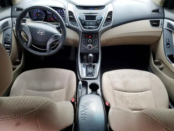 5NPDH4AEXGH758579 2016 HYUNDAI ELANTRA - Image 8