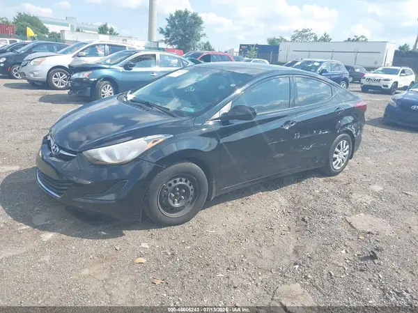 5NPDH4AEXGH758713 2016 HYUNDAI ELANTRA - Image 2