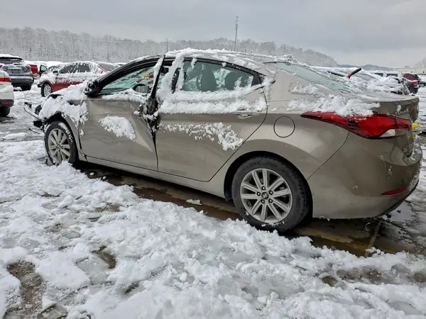 5NPDH4AEXGH760008 2016 HYUNDAI ELANTRA - Image 2