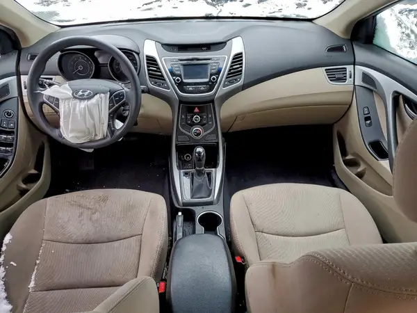 5NPDH4AEXGH760008 2016 HYUNDAI ELANTRA - Image 8