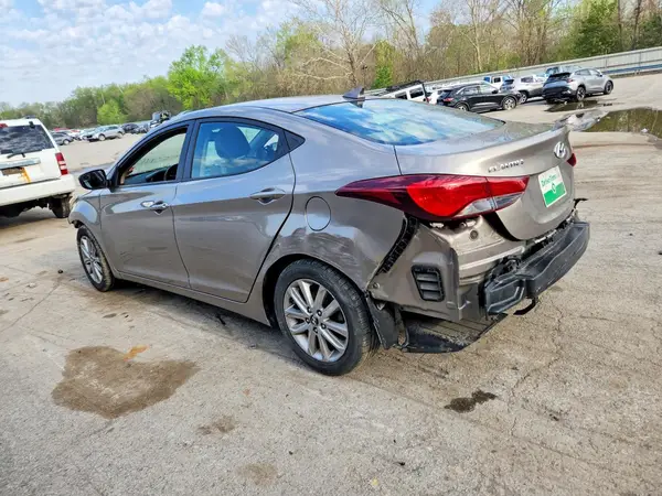 5NPDH4AEXGH761711 2016 HYUNDAI ELANTRA - Image 2