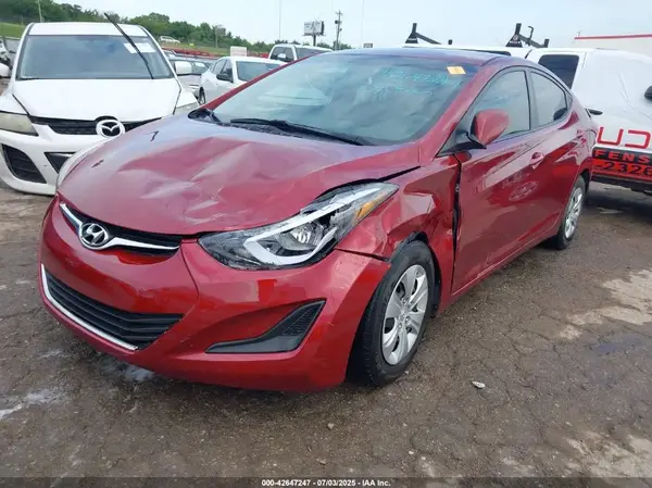 5NPDH4AEXGH762793 2016 HYUNDAI ELANTRA - Image 2
