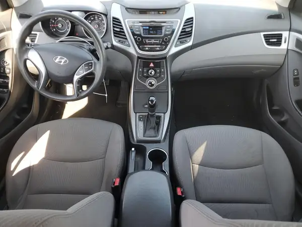 5NPDH4AEXGH763605 2016 HYUNDAI ELANTRA - Image 8