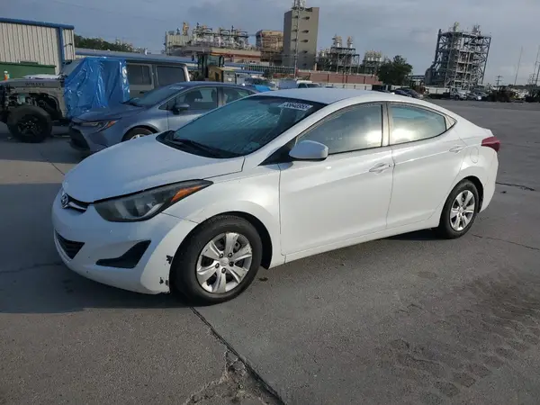 5NPDH4AEXGH765239 2016 HYUNDAI ELANTRA - Image 1