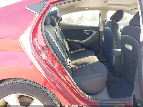 5NPDH4AEXGH765290 2016 HYUNDAI ELANTRA - Image 8