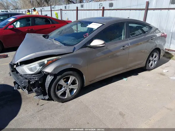 5NPDH4AEXGH766004 2016 HYUNDAI ELANTRA - Image 2