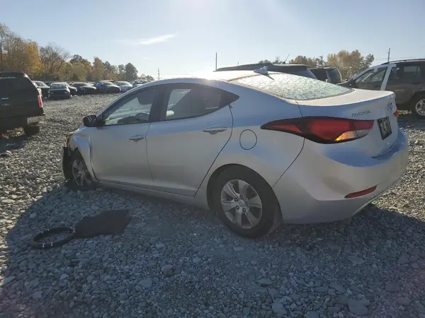 5NPDH4AEXGH767413 2016 HYUNDAI ELANTRA - Image 2