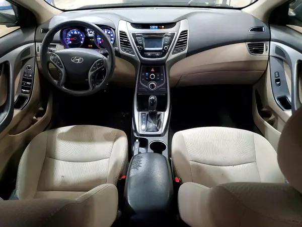 5NPDH4AEXGH767914 2016 HYUNDAI ELANTRA - Image 8