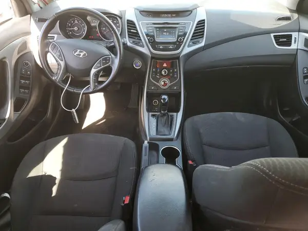 5NPDH4AEXGH769159 2016 HYUNDAI ELANTRA - Image 8