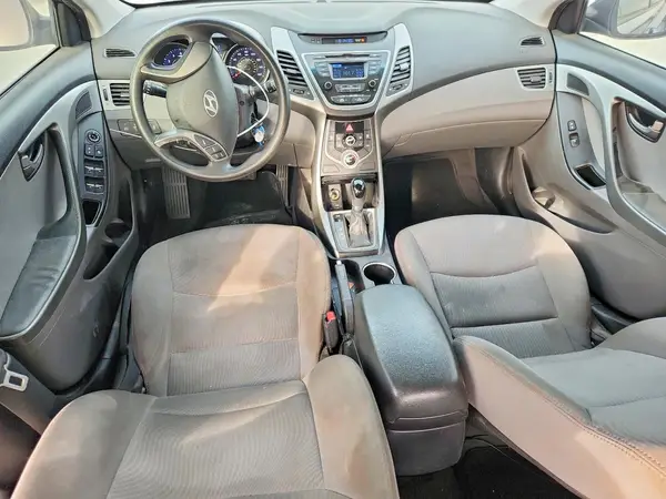 5NPDH4AEXGH771445 2016 HYUNDAI ELANTRA - Image 8
