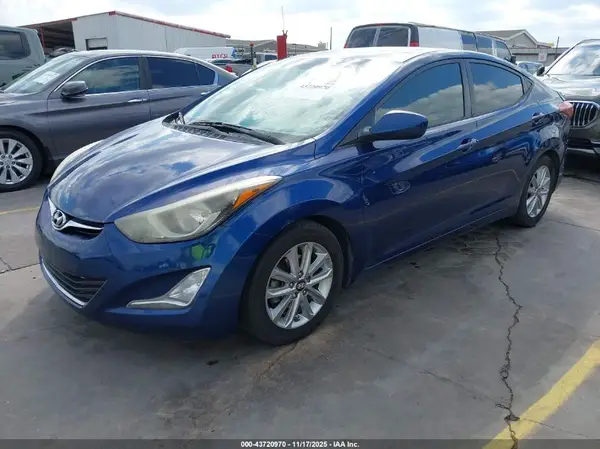 5NPDH4AEXGH772174 2016 HYUNDAI ELANTRA - Image 2
