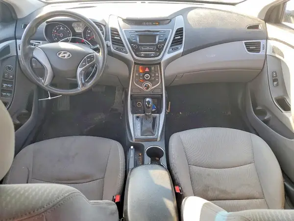 5NPDH4AEXGH773051 2016 HYUNDAI ELANTRA - Image 8