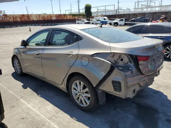 5NPDH4AEXGH773972 2016 HYUNDAI ELANTRA - Image 2