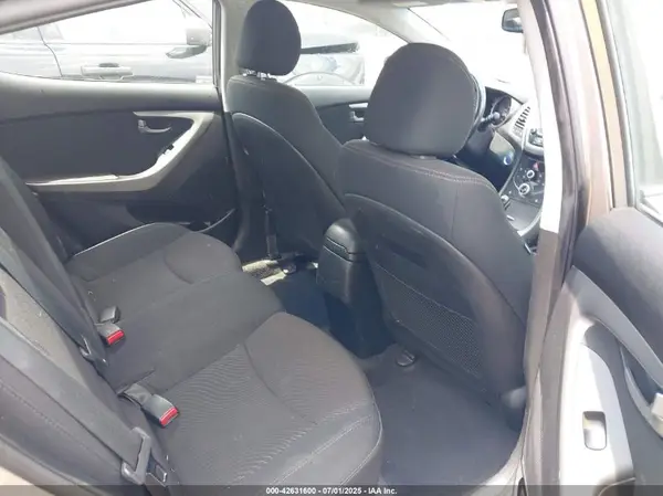 5NPDH4AEXGH778086 2016 HYUNDAI ELANTRA - Image 8