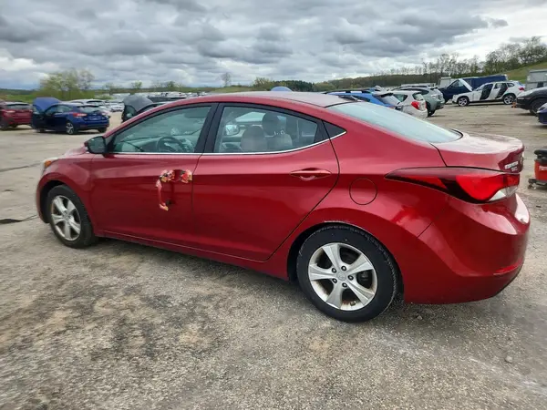 5NPDH4AEXGH781019 2016 HYUNDAI ELANTRA - Image 2