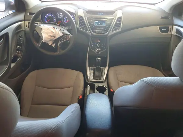 5NPDH4AEXGH781649 2016 HYUNDAI ELANTRA - Image 8