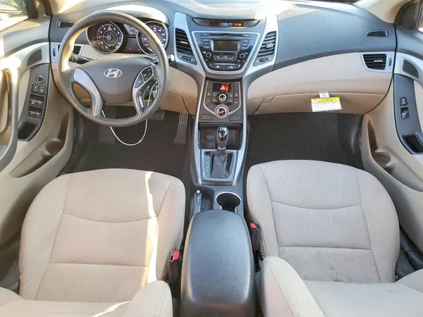 5NPDH4AEXGH782431 2016 HYUNDAI ELANTRA - Image 8