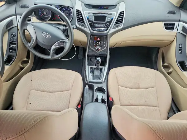 5NPDH4AEXGH782672 2016 HYUNDAI ELANTRA - Image 8
